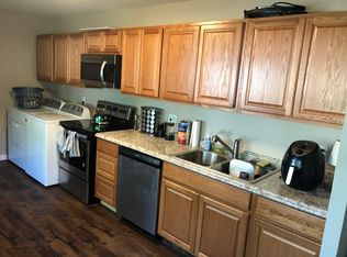 1004 Lanore Dr, Urbana, IL