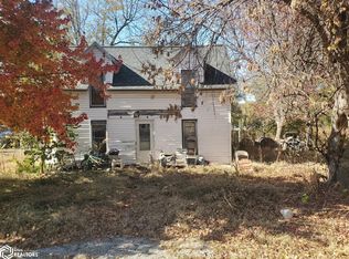 106 Market St, Imogene, IA 51645