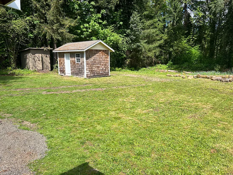 2356 Erlands Point Rd NW — Photo 13