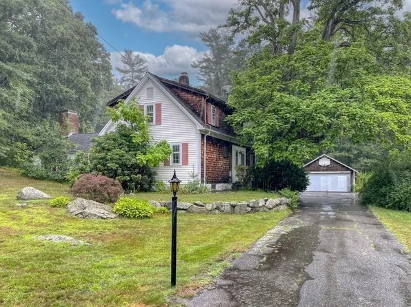 54 Rockwood Rd, Norfolk, MA 02056