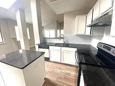 2614 Timberview Cir — Photo 4