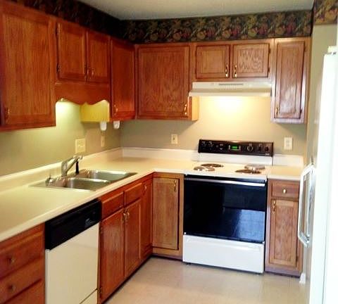 4th image of 11D Meadowood Glen Way