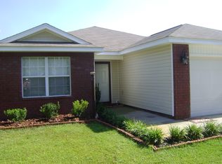 8956 Timber Ln, Navarre, FL 32566