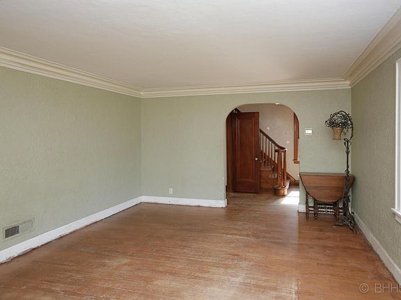 5th image of 29 Woolnough Ave