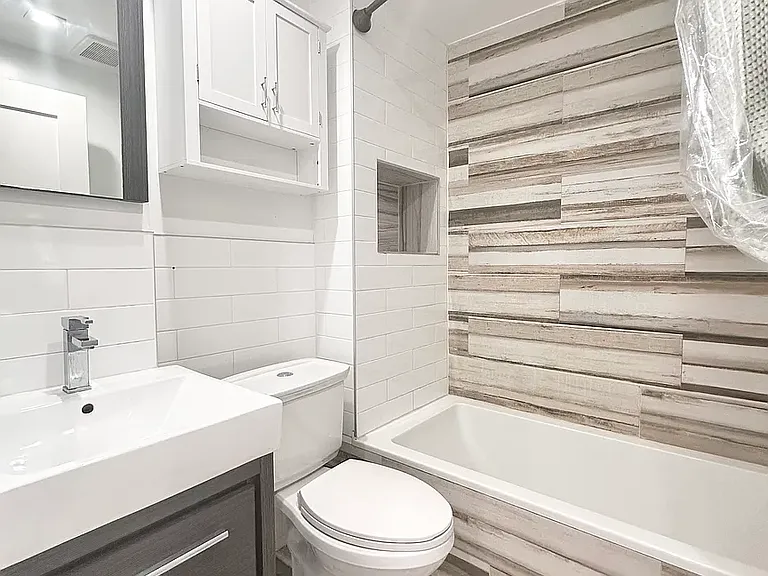 1639 Pacific St #2 — Photo 5