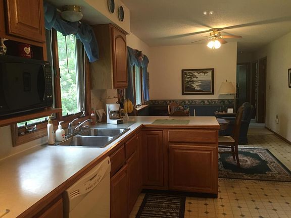 2nd image of 5753 Oakwood Ter NW
