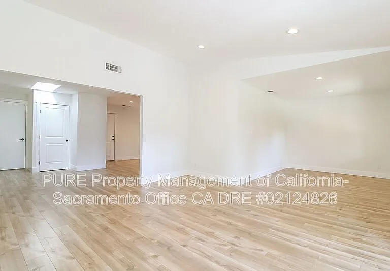 5713 Mesa Verde Cir — Photo 7