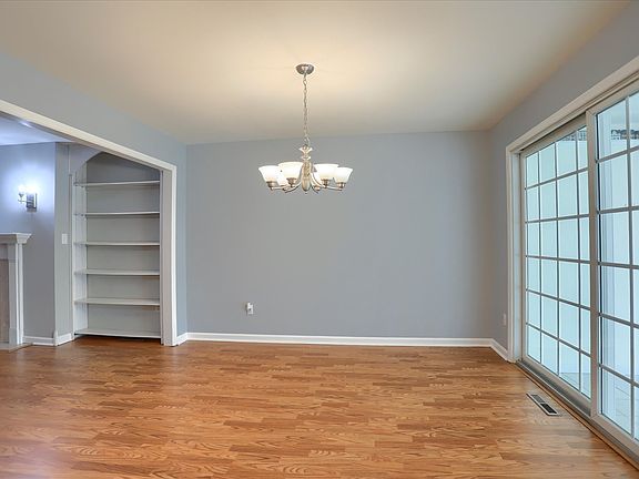 5th image of 59 Keefer Way