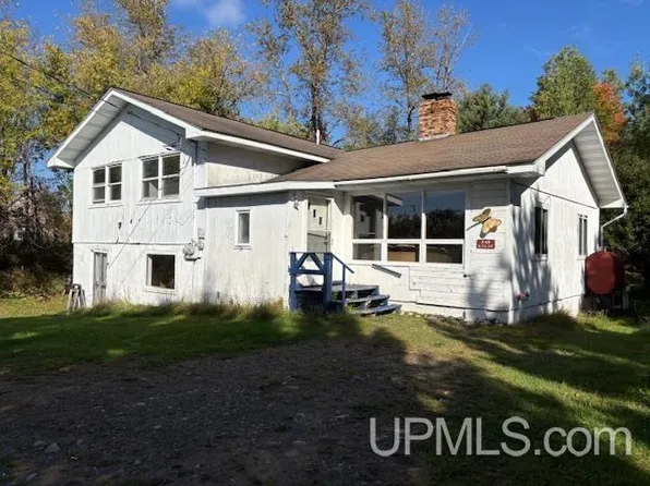 349 Lilac Ave, Republic, MI 49879