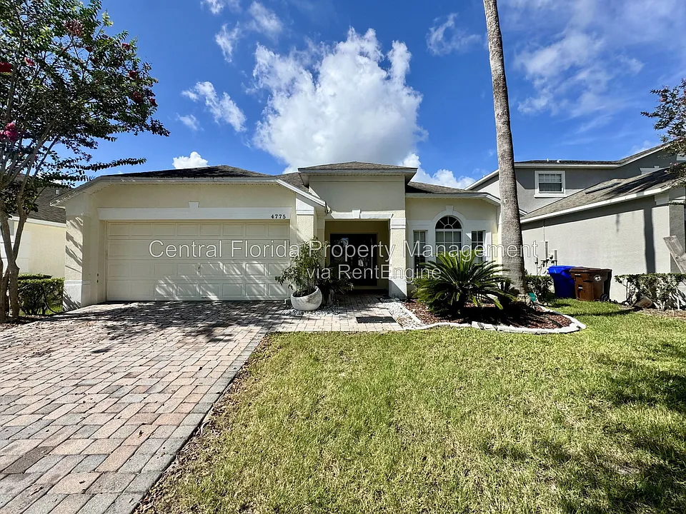 4775 Cumbrian Lakes Dr