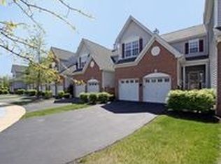 15 Paddock Ln, Flemington, NJ 08822