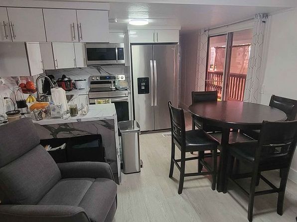 100 NE 6th Ave LOT 8