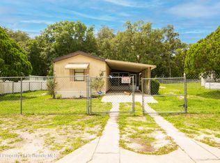 38304 Ruth Ave, Zephyrhills, FL 33540