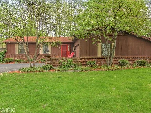 4th image of 2141 Bayham Dr SE