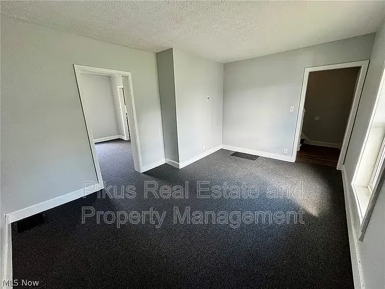 1217 Shriver Ave NE — Photo 12