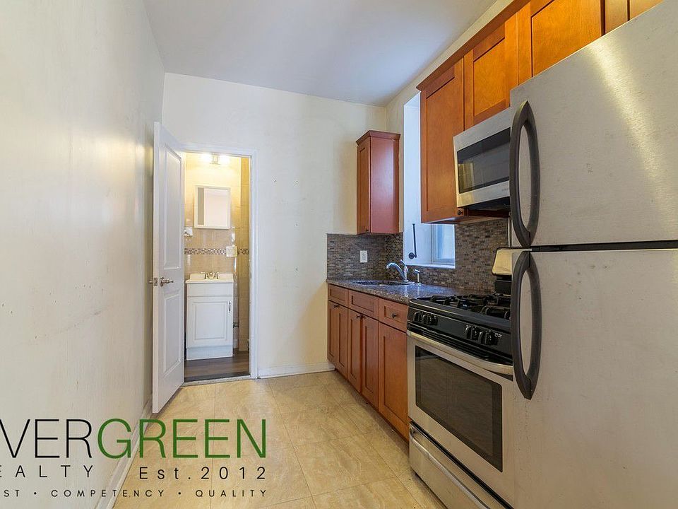 1st image of 708 Dekalb Ave #4