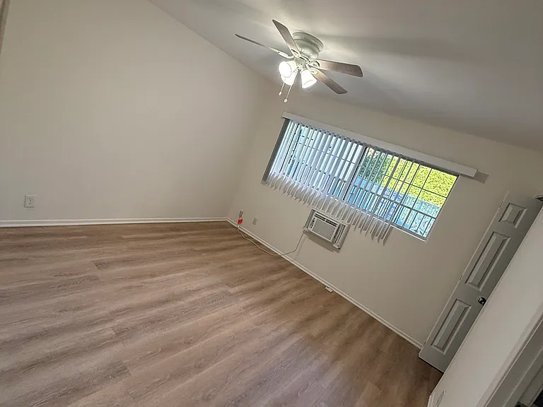 12848 Bloomfield St #3 — Photo 4