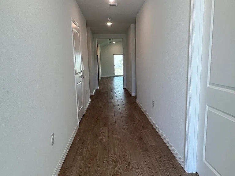 1782 SW Bayshore Blvd — Photo 21