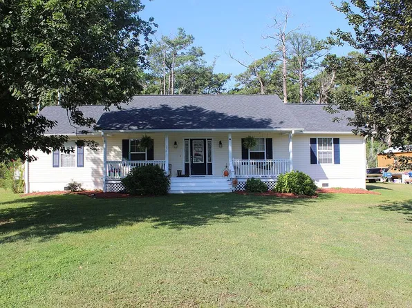 296 Nelson Neck Rd, Sealevel, NC 28577