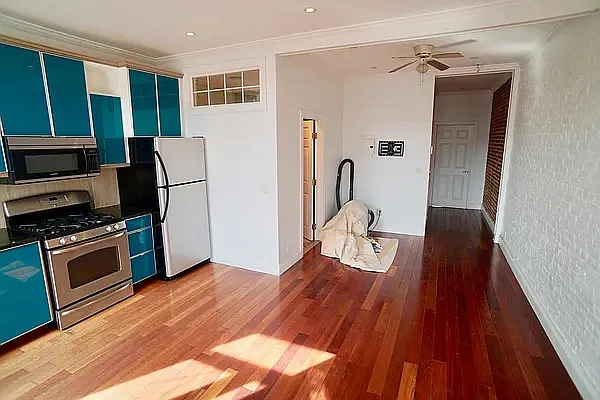 Rented by Corcoran | media 11