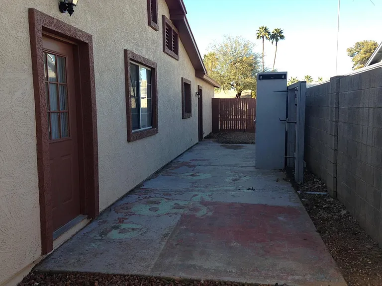 1853 E Gemini Dr — Photo 11