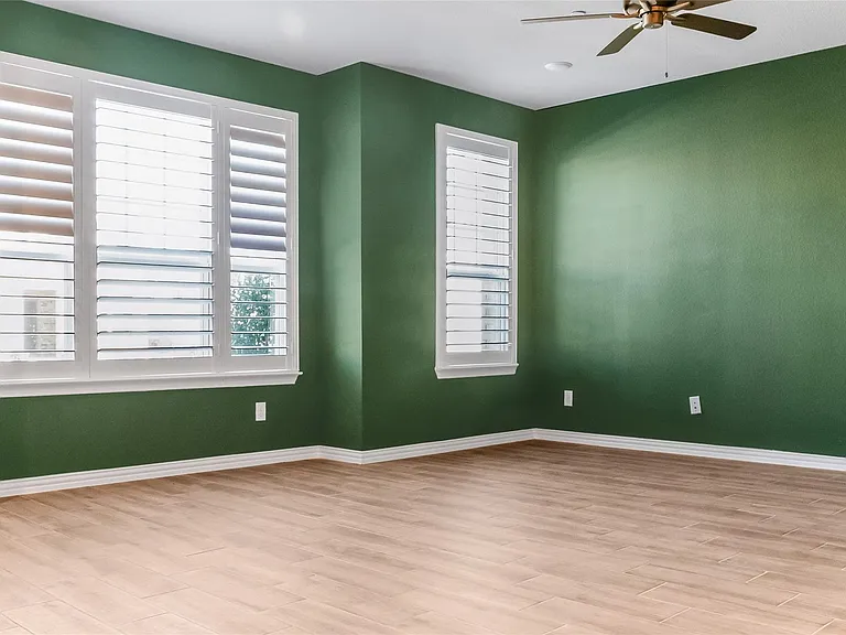 3730 Malibu Dr — Photo 9