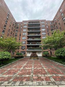 67-76 Booth Street #1G, Flushing, NY, 11375