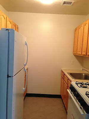 Rented by City Rental Realty LLC | media 37