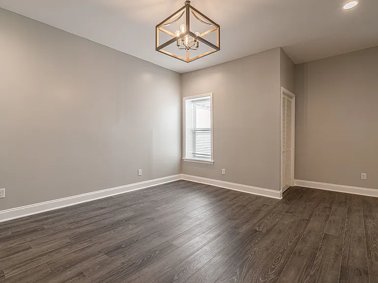 806 Longfield Ave — Photo 9