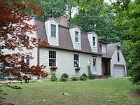 2nd image of 876 Deer Ridge Dr