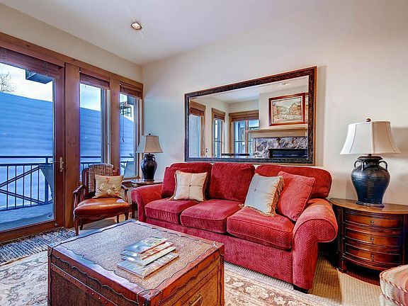 3rd image of 63 Avondale Ln #111