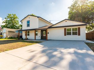 1105 Trellis Dr, Garland, TX 75040