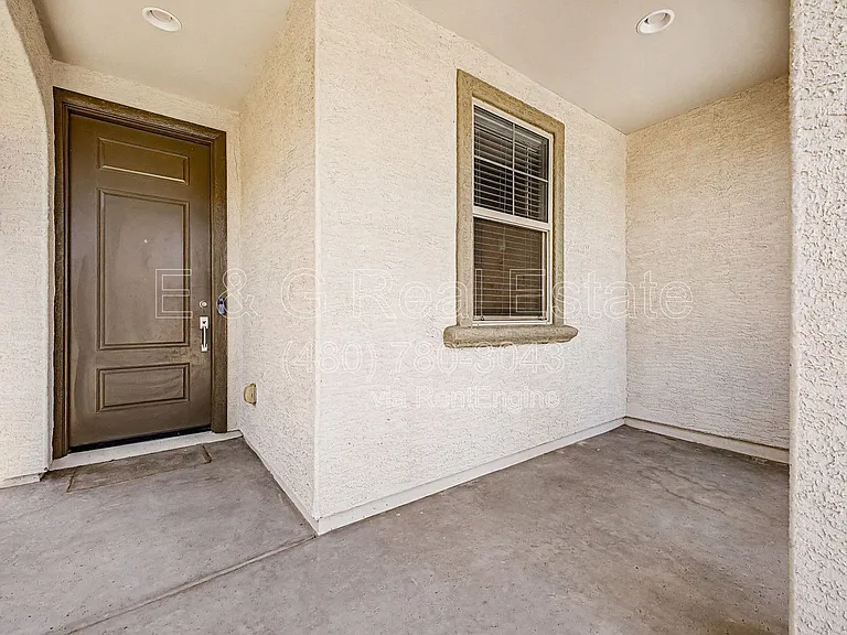 5816 N 90th Dr — Photo 5