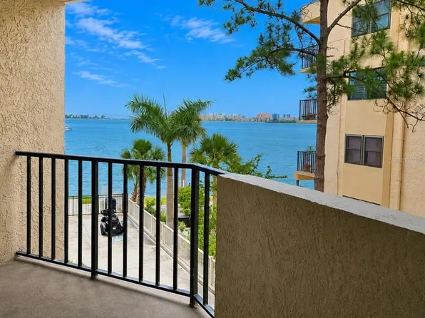 602 Lime Ave APT 203, Clearwater, FL 33756