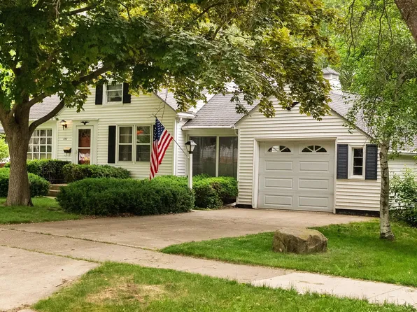 653 Orchard Dr, Madison, WI 53711