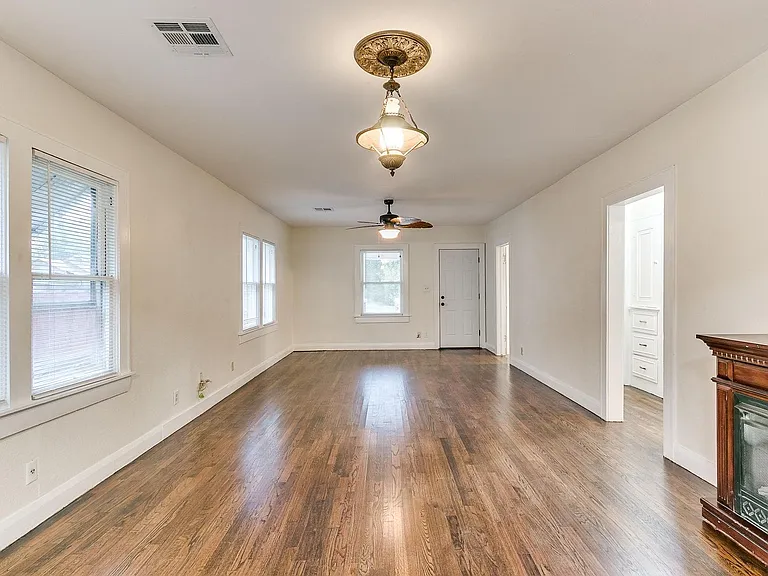 625 W Dewey St — Photo 46