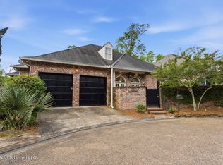 1641 Acadia Ct, Jackson, MS 39211