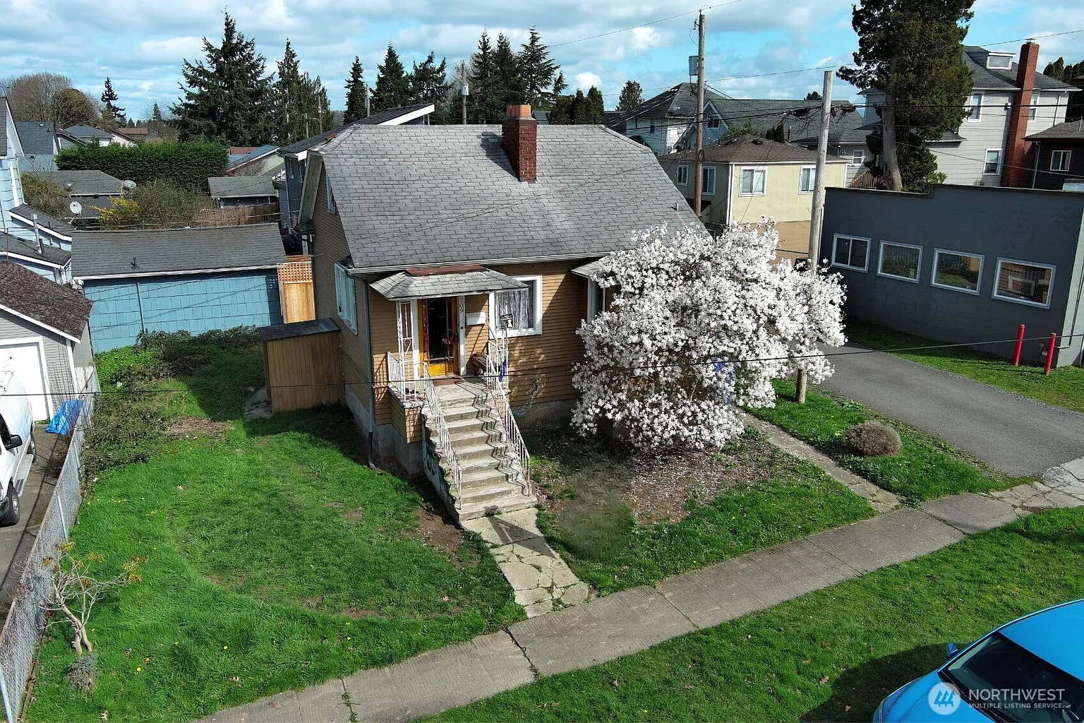 2209 21st Street photo 1