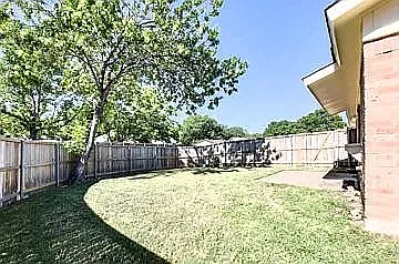 2921 Chariot Ln — Photo 9