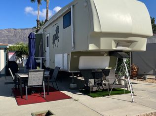 827 Deerwood Dr, San Jacinto, CA 92583