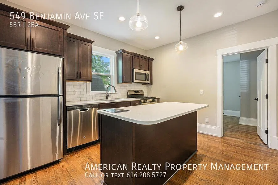 5 bed, 1626 sqft, $3,050 — Photo 4