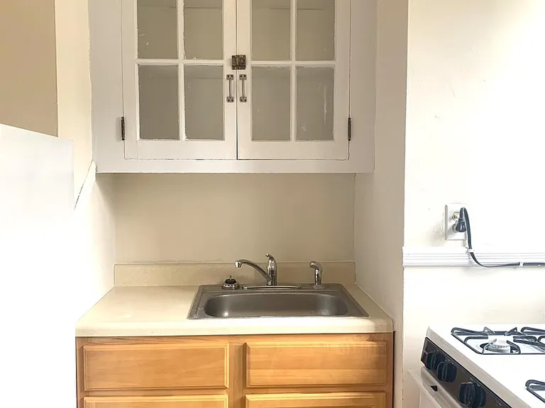 207 Woodbridge Ave #A — Photo 8