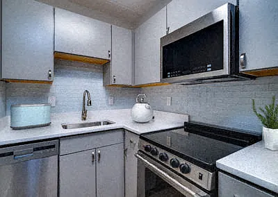 Yorktown Colony Apartments — Photo 17