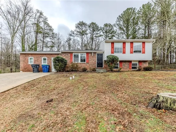 2906 Forestside Ln, Atlanta, GA 30349