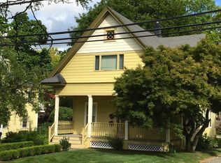 19 Richmond Hill Rd #2, New Canaan, CT 06840