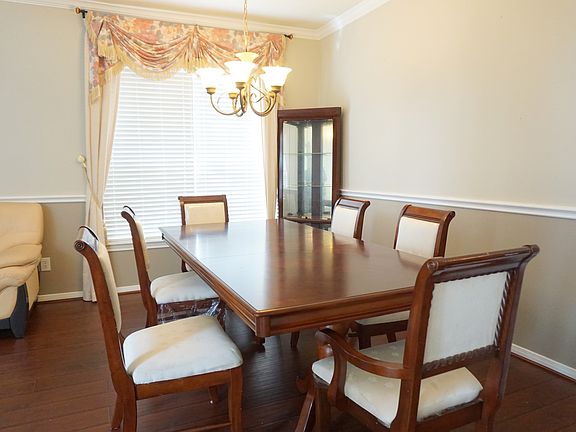 5th image of 2508 Lexington Ct