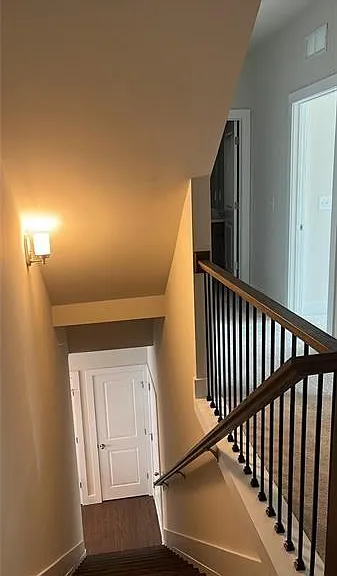 1255 Winterhaven Dr — Photo 18