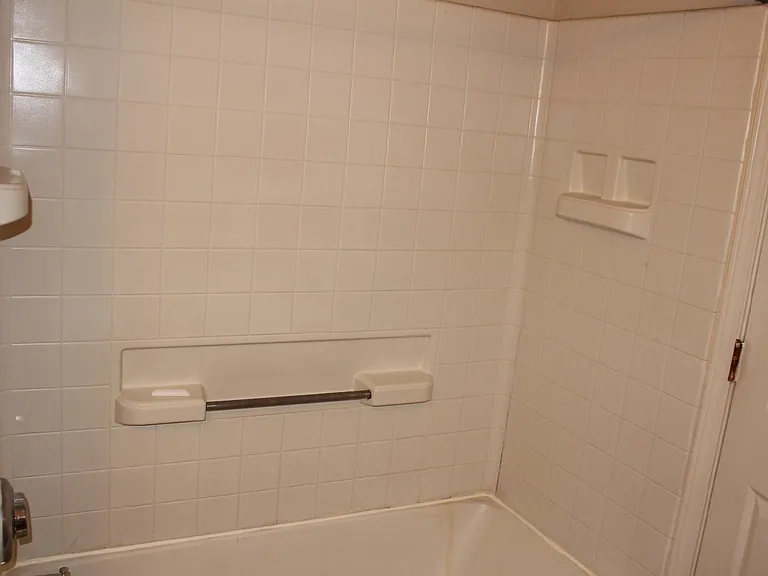 10 Old South Ct #C — Photo 10