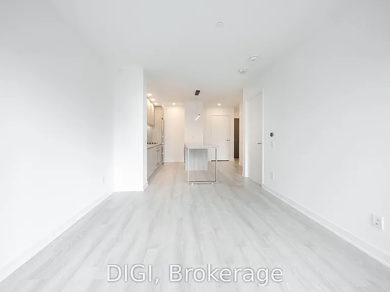 57 Spadina Ave #504 — Photo 8