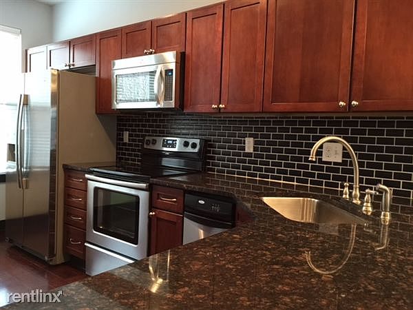 (C2) Kitchen